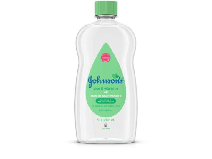 Johnson's Baby Oil with Aloe Vera and Vitamin E